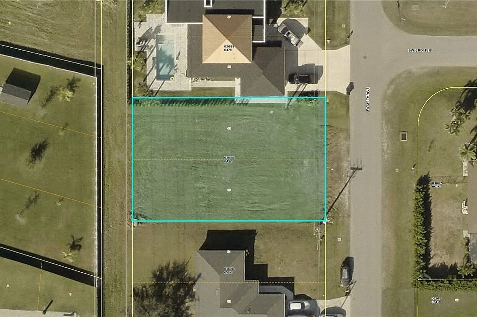 2nd image of 302 SW 24th Ave