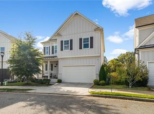 879 Samples Ln NW, Atlanta, GA 30318