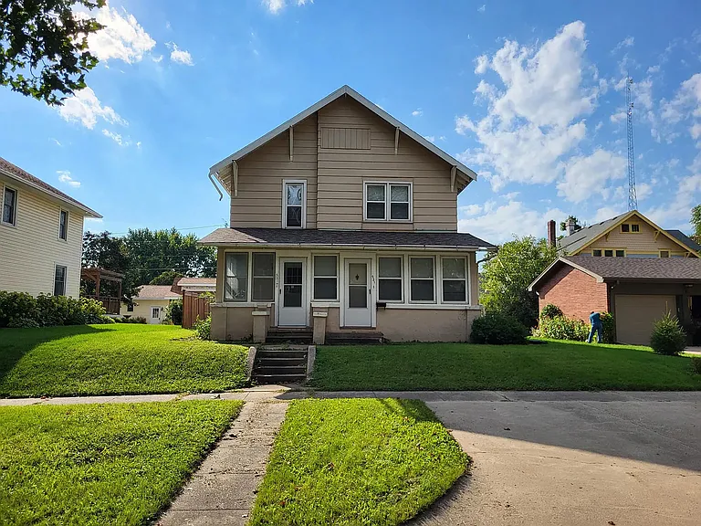 521 Crawford St — Photo 1