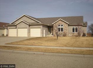 5858 Tee To Green St, Saint Cloud, MN 56304