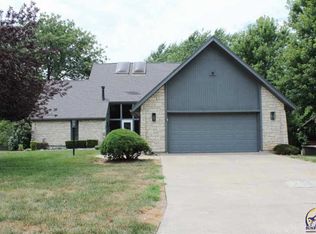 3901 SW Worwick Town Rd, Topeka, KS 66610