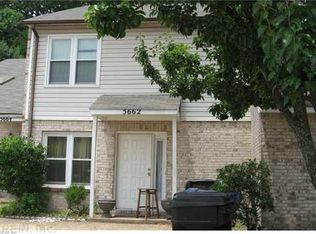 5662 Gates Landing Rd, Virginia Beach, VA 23464