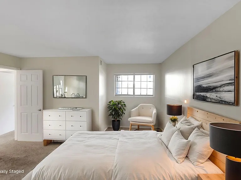 Timber Point Apartments — Photo 12