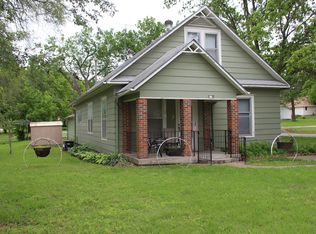 700 Maple St, Overbrook, KS 66524