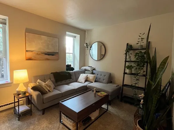 306 Bainbridge St Floor 2, Philadelphia, PA 19147