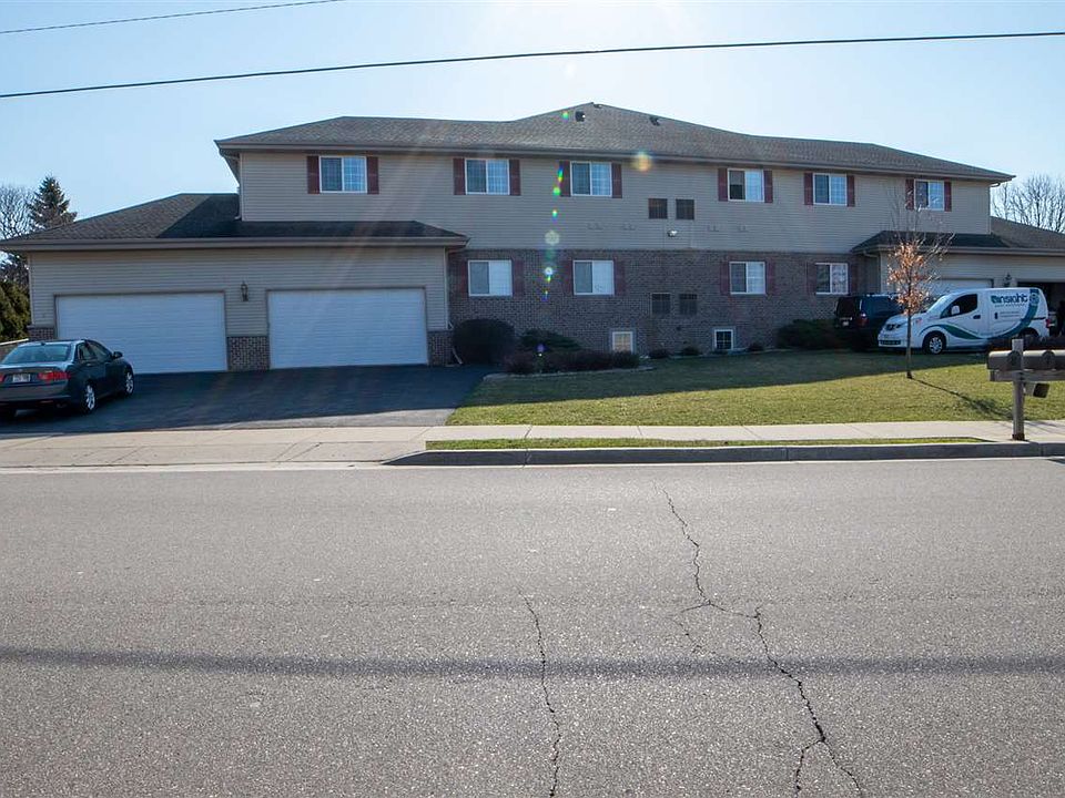 1st image of 1010 Parkview Dr APT 1