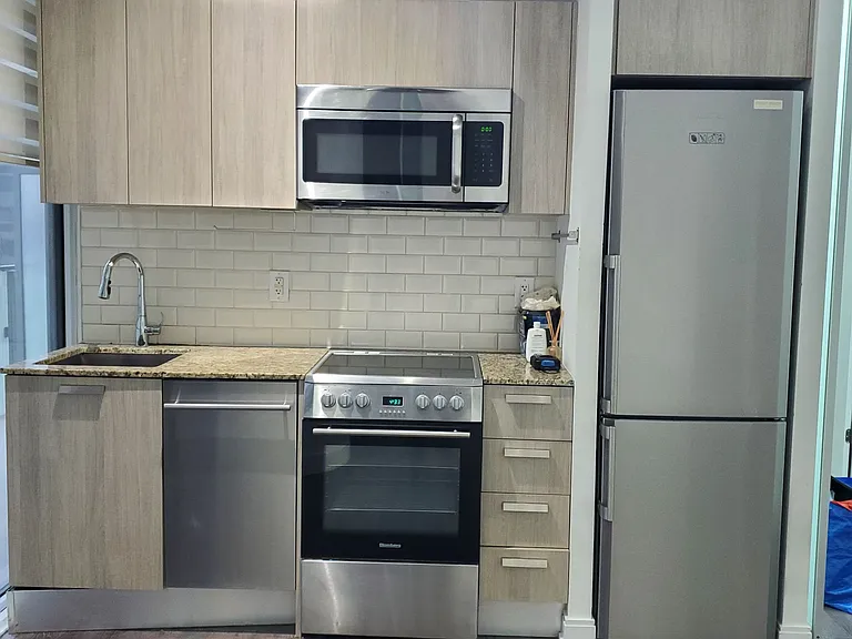 42 Charles St E #501 — Photo 3