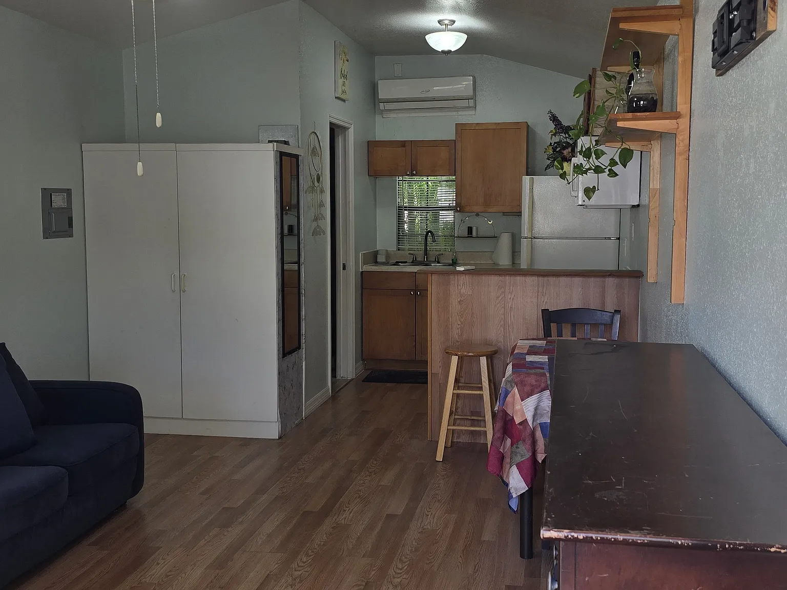 5811 Crystal Rd — Photo 2