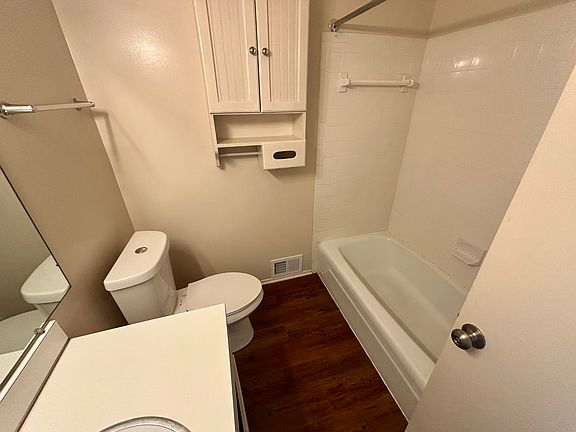 4th image of 8317 Camelot Ct