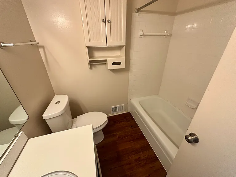 8317 Camelot Ct — Photo 4