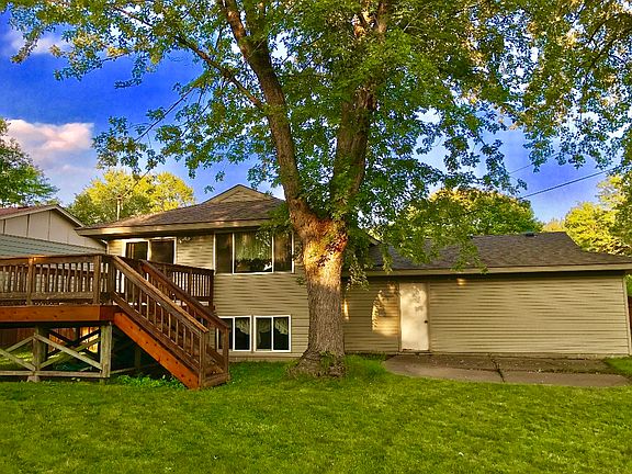 3rd image of 14131 Glazier Ave