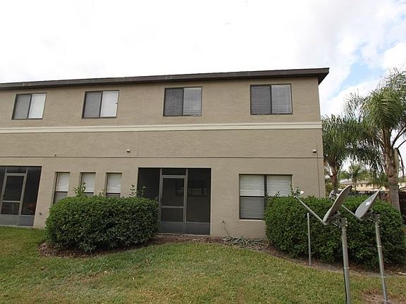2nd image of 2534 7 Oaks Dr