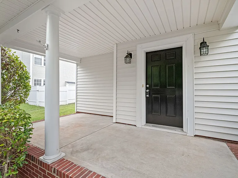 11705 Kingsley View Dr — Photo 3