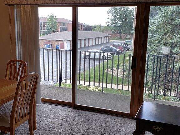 4th image of 4945 E Circle Dr APT 310