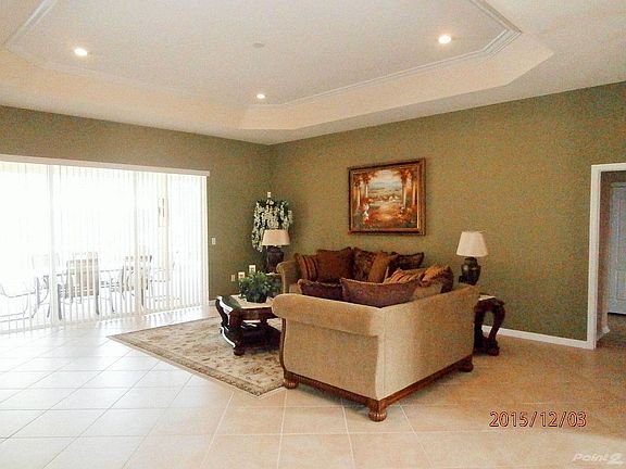 Formal Living Room 18" Tiled Flooring Trey Ceiling