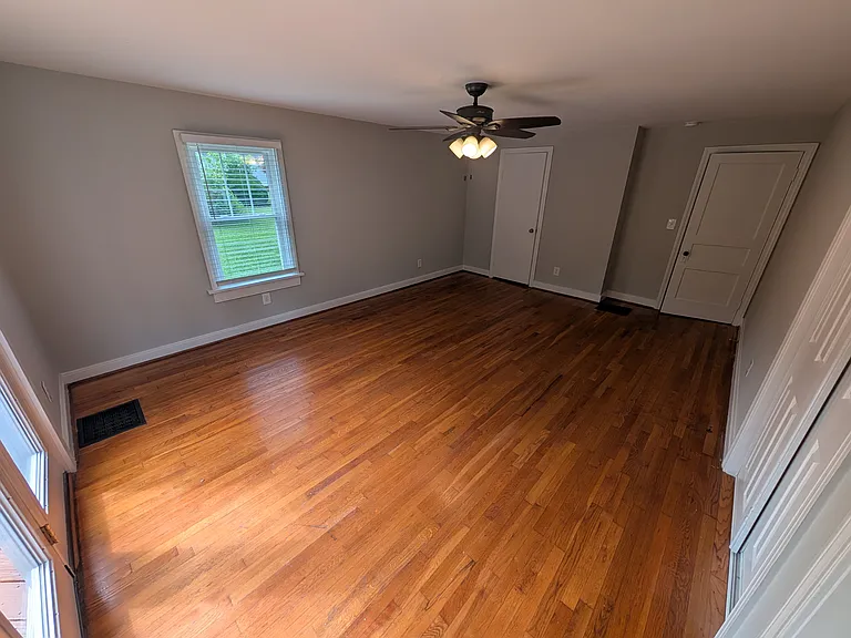 7427 Hickory Rd — Photo 16