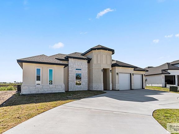 2nd image of 1500 Milania Dr #15