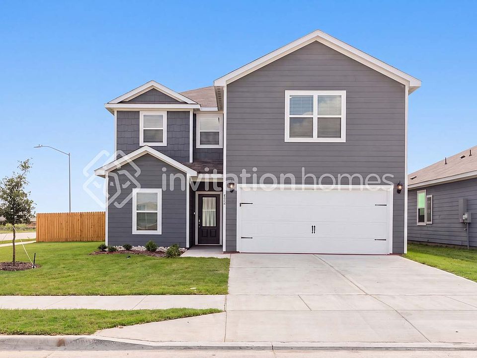 1st image of 932 Crimson Wolf Rd