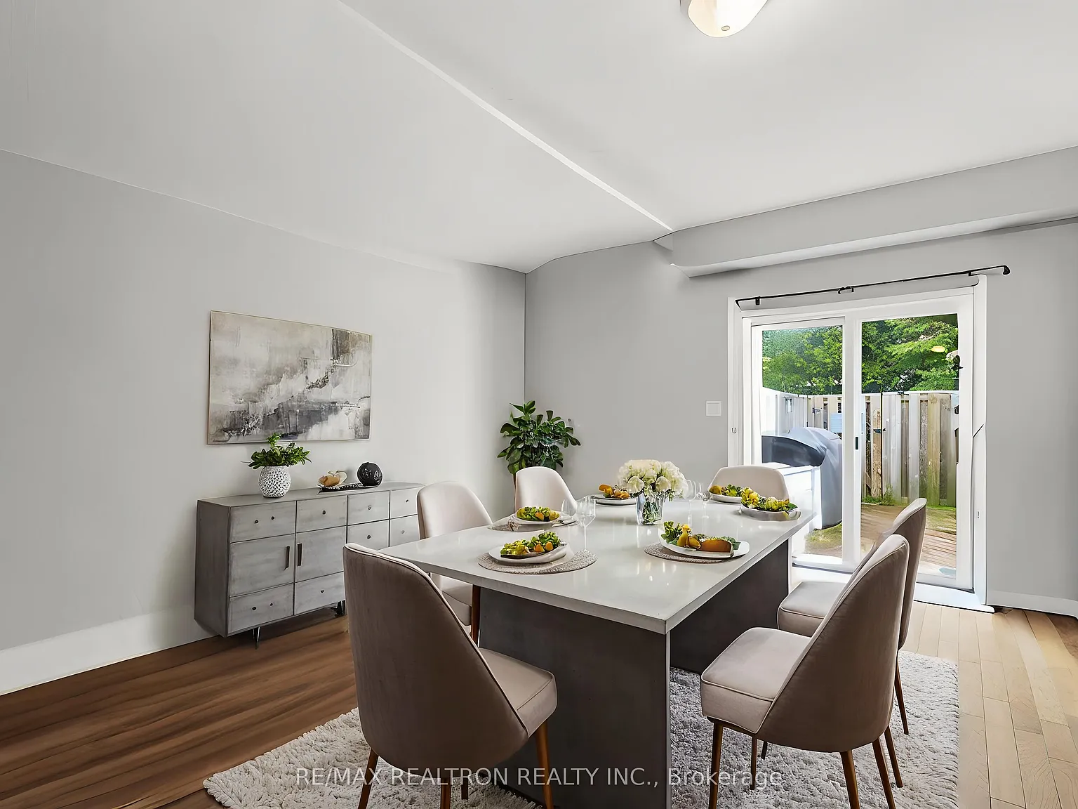 3 bed, $2,850 — Photo 4