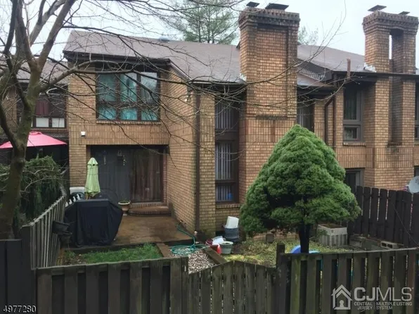 155 Nathan Dr, North Brunswick, NJ 08902