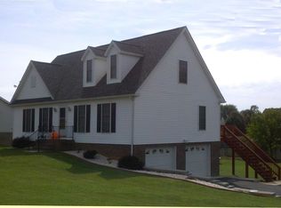 8 Lindburgh Dr, Waynesboro, VA 22980