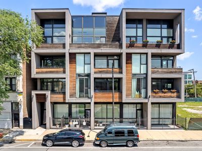 2424 W Chicago Ave #201, Chicago, IL, 60622