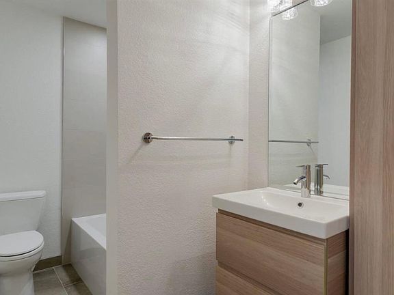 4th image of 5497 Lean Ave #1