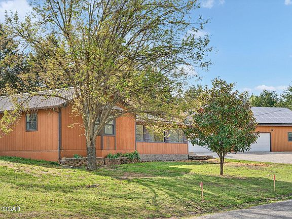 4th image of 24484 Bearclaw Ln