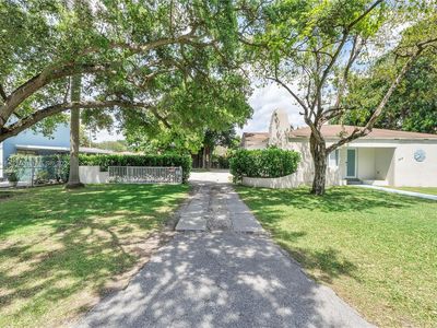 343 Menores Ave, Miami, FL, 33134