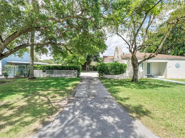 343 Menores Ave, Miami, FL 33134