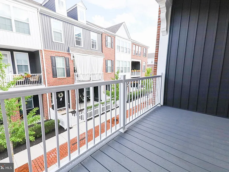 1317 Canning Way — Photo 44