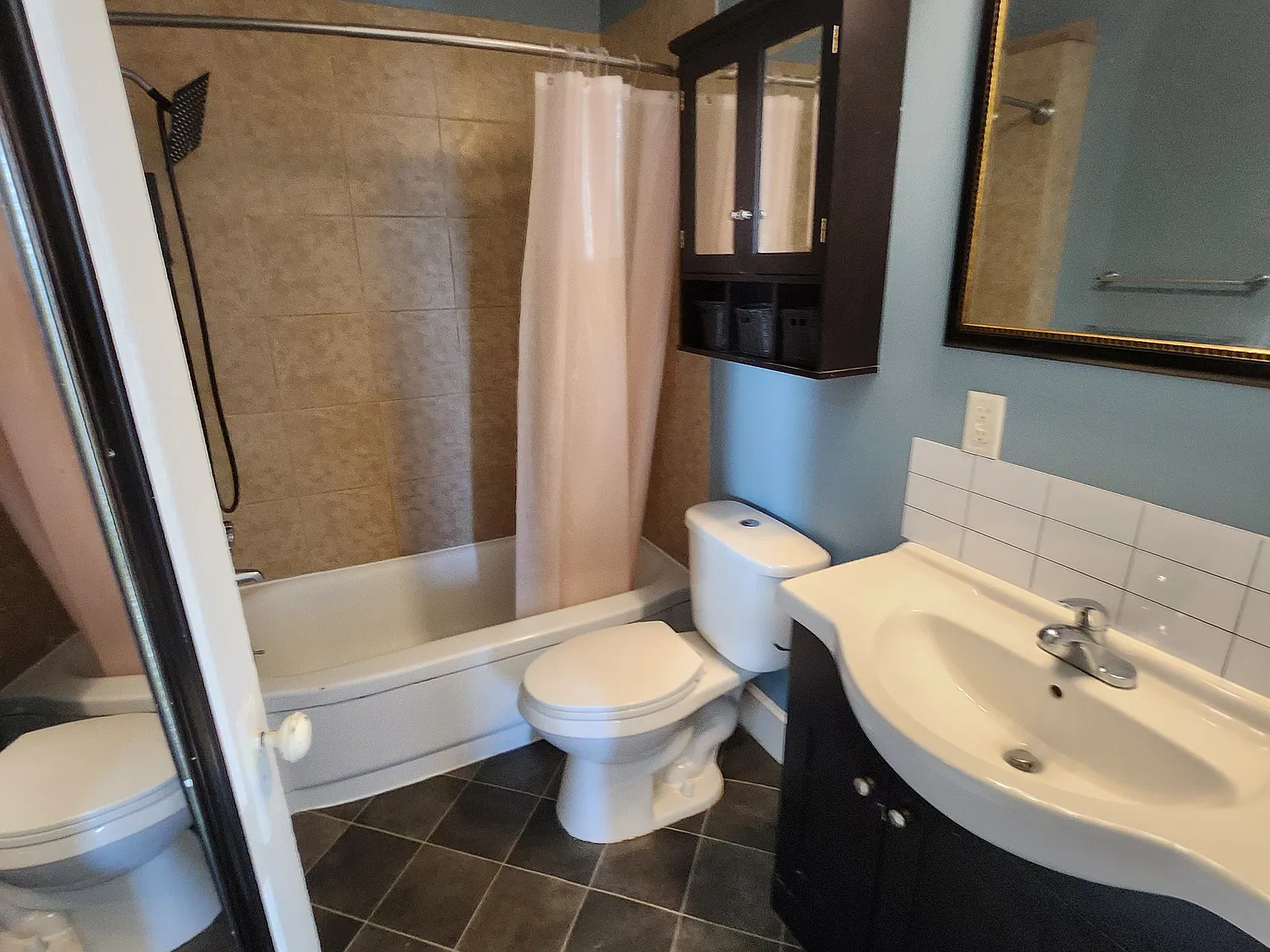 1 bed, $1,100 — Photo 3