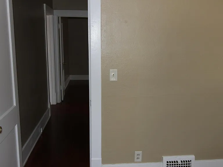 4619 California St — Photo 45