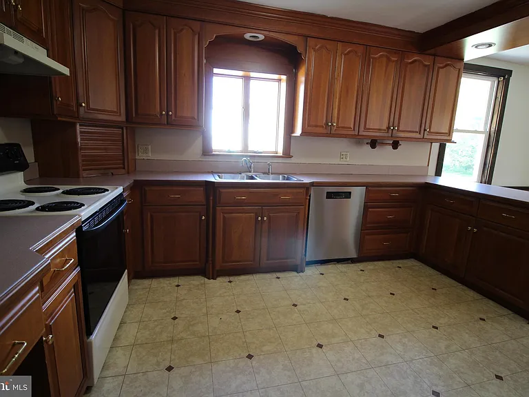 1227 Georgetown Rd #B — Photo 7