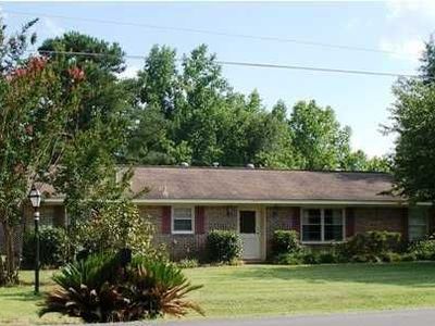 39 1st Ave, Wetumpka, AL, 36092