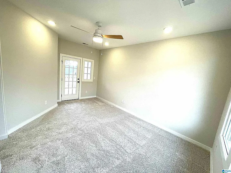 4767 Silas Ave — Photo 7