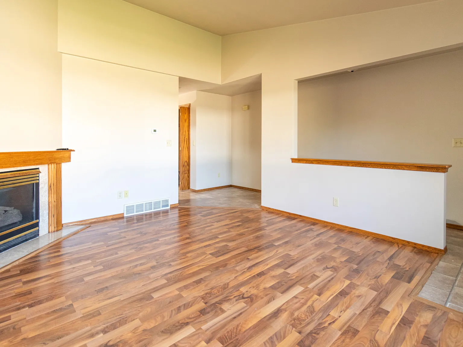 4 bed, 2106 sqft, $2,650 — Photo 4