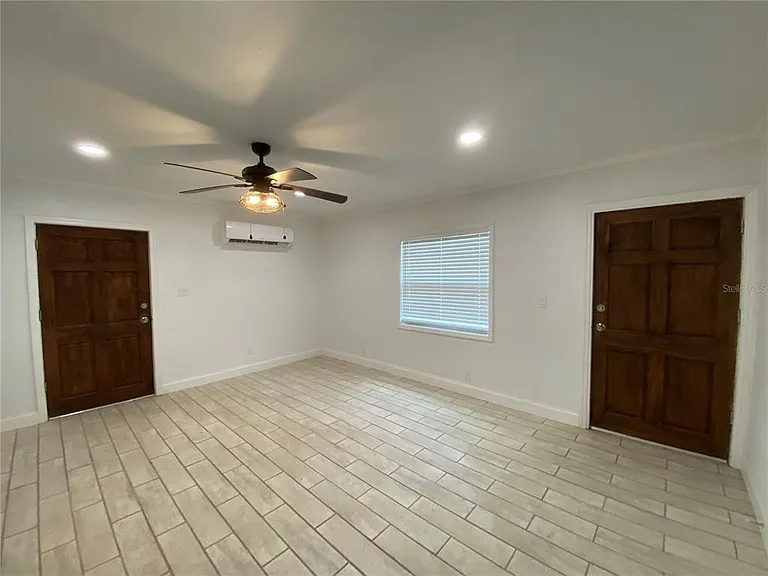 1709 Fairview Shores Dr — Photo 4