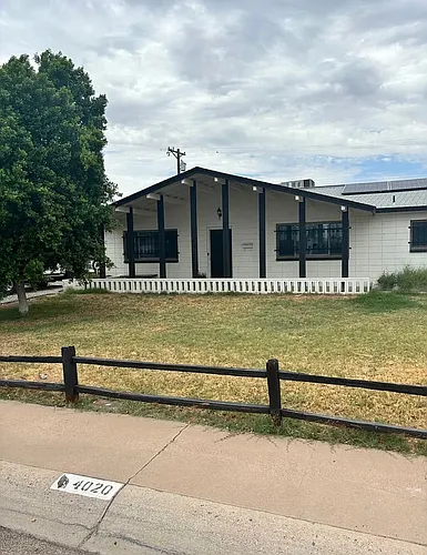 4020 N 61st Ave Photo 1