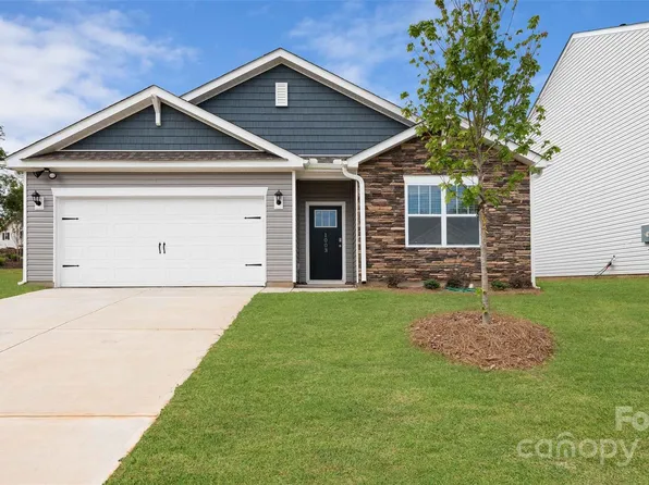 16 Shorthorn Rd, Fletcher, NC 28732