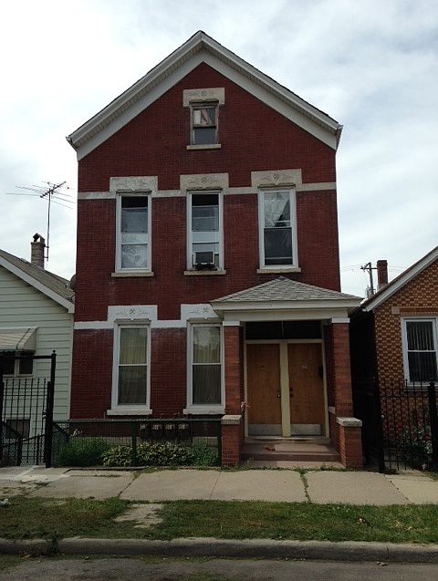 1st image of 3630 S Paulina St