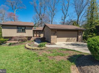 10604 Fiesta Rd, Fairfax, VA 22032