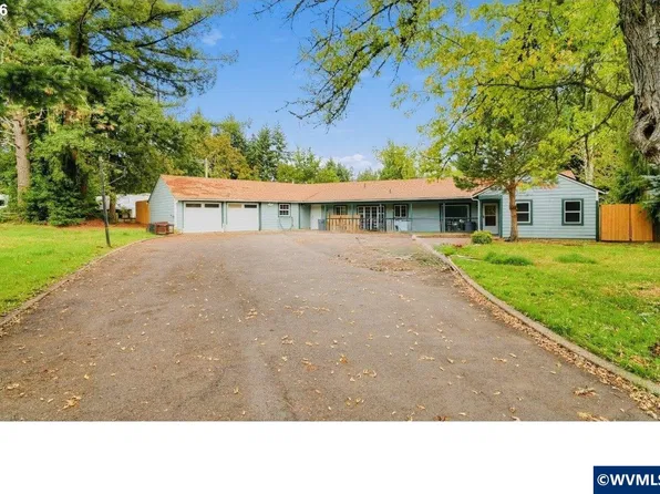 735 Boxwood Ln SE, Salem, OR 97302