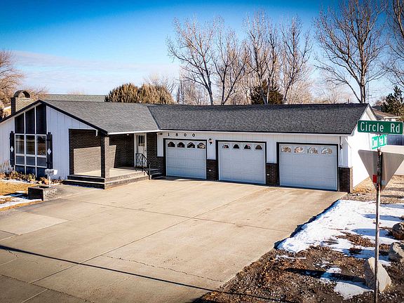 2nd image of 1800 Circle Rd