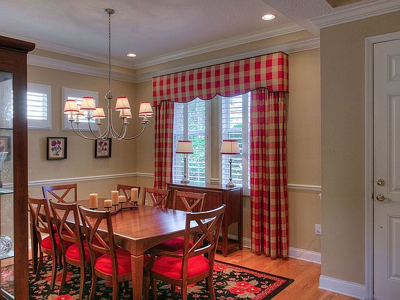 4th image of 14604 Mondavi Ct