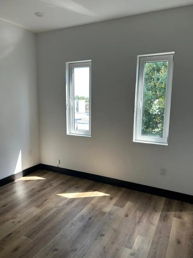 2 bed, 1300 sqft, $1,900 — Photo 3