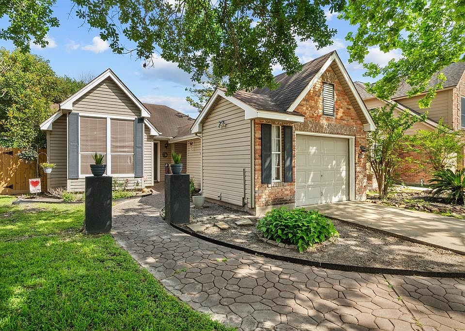 1st image of 11319 Meadowchase