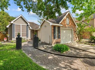 11319 Meadowchase Dr, Houston, TX 77065