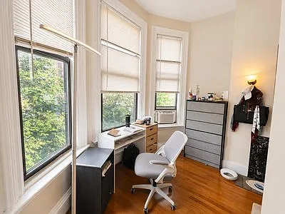 429 Shawmut Ave — Photo 4