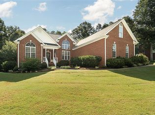 150 Golden Eagle Dr, Pickens, SC 29671